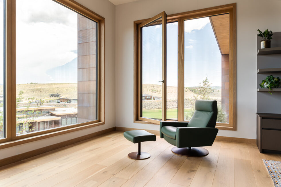 Mid-century Chair | Designer - Electra Mansfield | Interior Photography Erika Wiggins